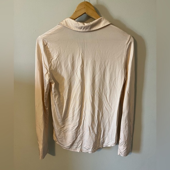 & Other Stories Cream Button Down Blouse Mother of Pearl Buttons Size 0/XS - Picture 8 of 9